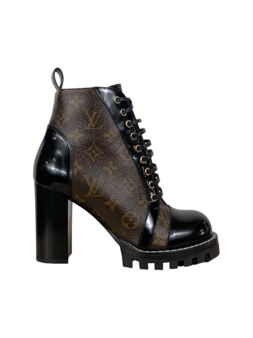 Louis Vuitton Authenticated Patent Leather Ankle Boots
