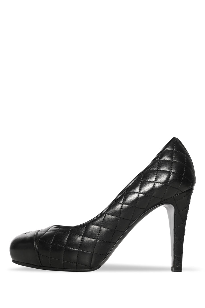 Chanel Size 36 Quilted CC Cap Toe Pumps