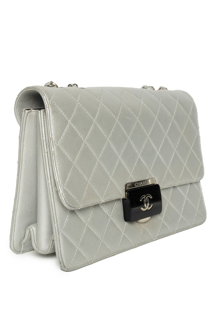 2016-17 Chanel Large Beauty Lock Single Flap