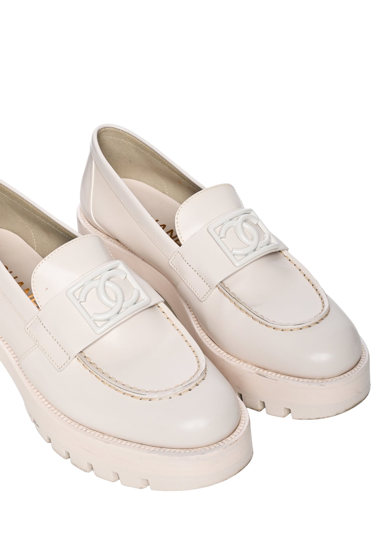 Chanel Size 38 Interlocking CC Leather Loafers - Luxury Used