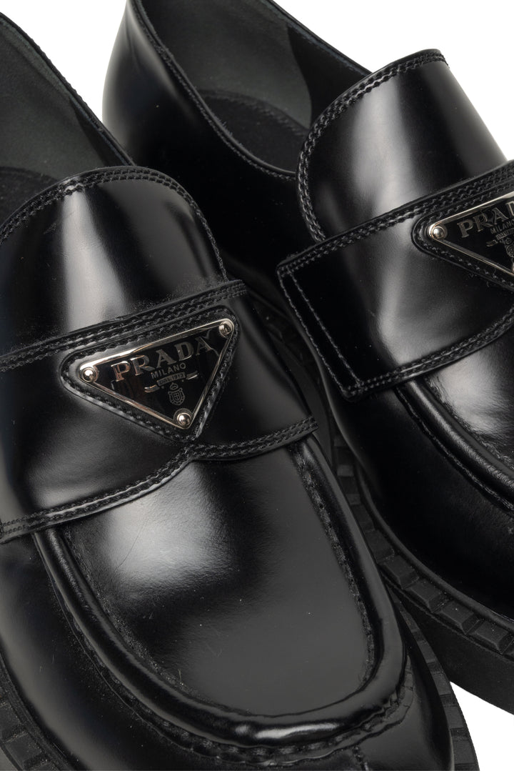 Prada Size 38 Chocolate Brushed Leather Loafers