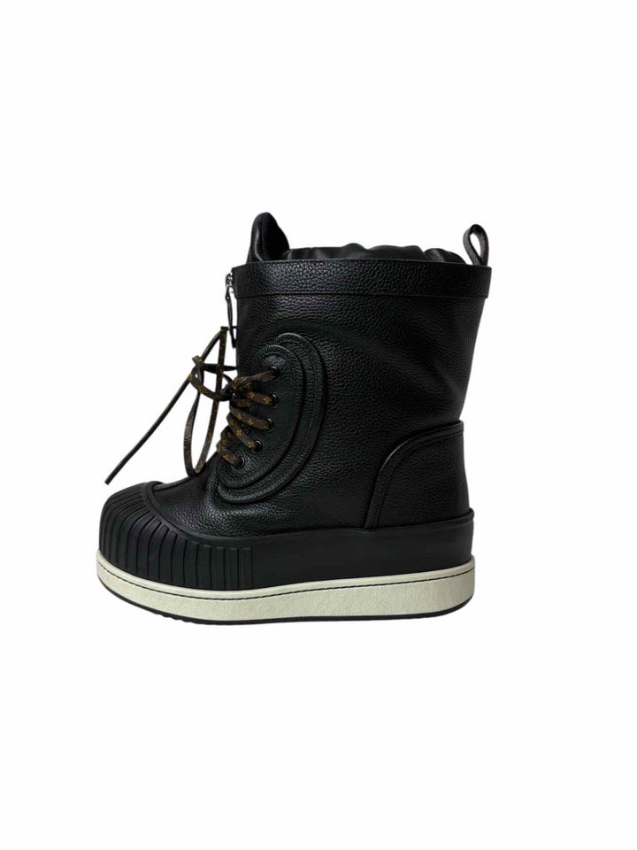 Louis Vuitton Size 36 Monogram Slalom Flat Half Boots