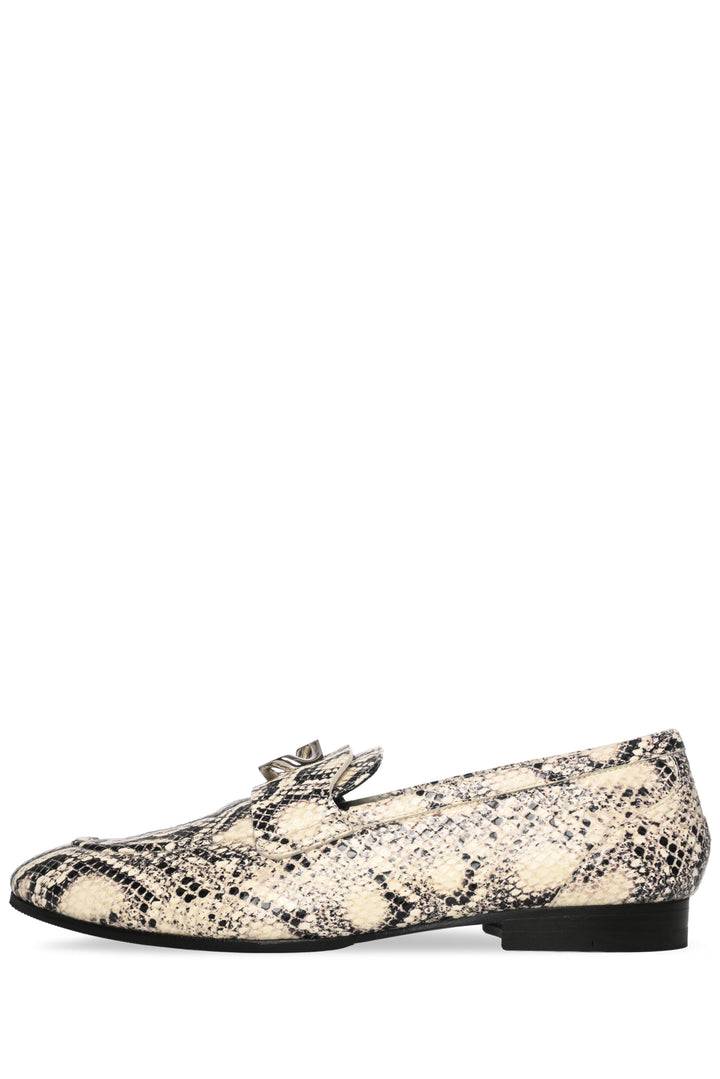 Givenchy Size 37 Loafers