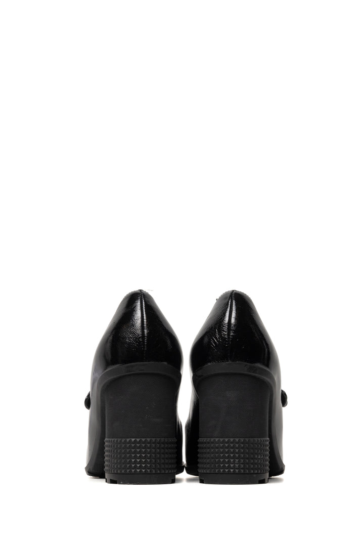 Christian Dior Size 38.5 Patent Leather Mary Jane Pumps