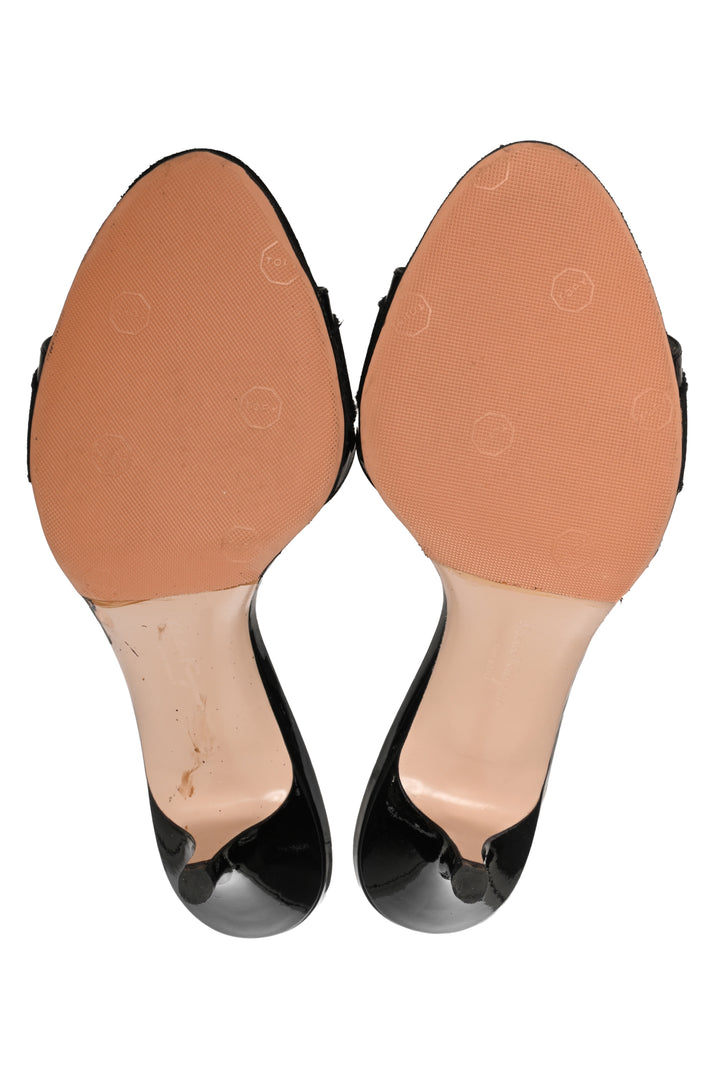 Salvatore Ferragamo Size 8.5 Sandals