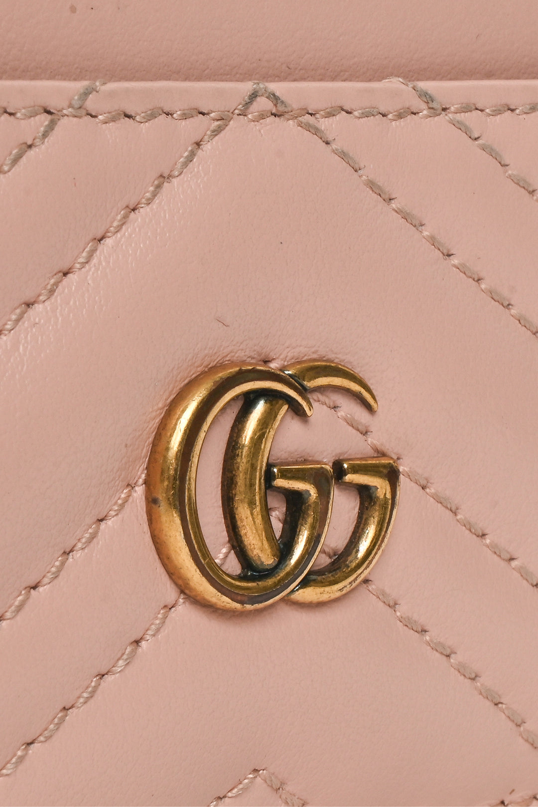 Gucci Chevron Quilted Leather GG Marmont Card Holder Wallet