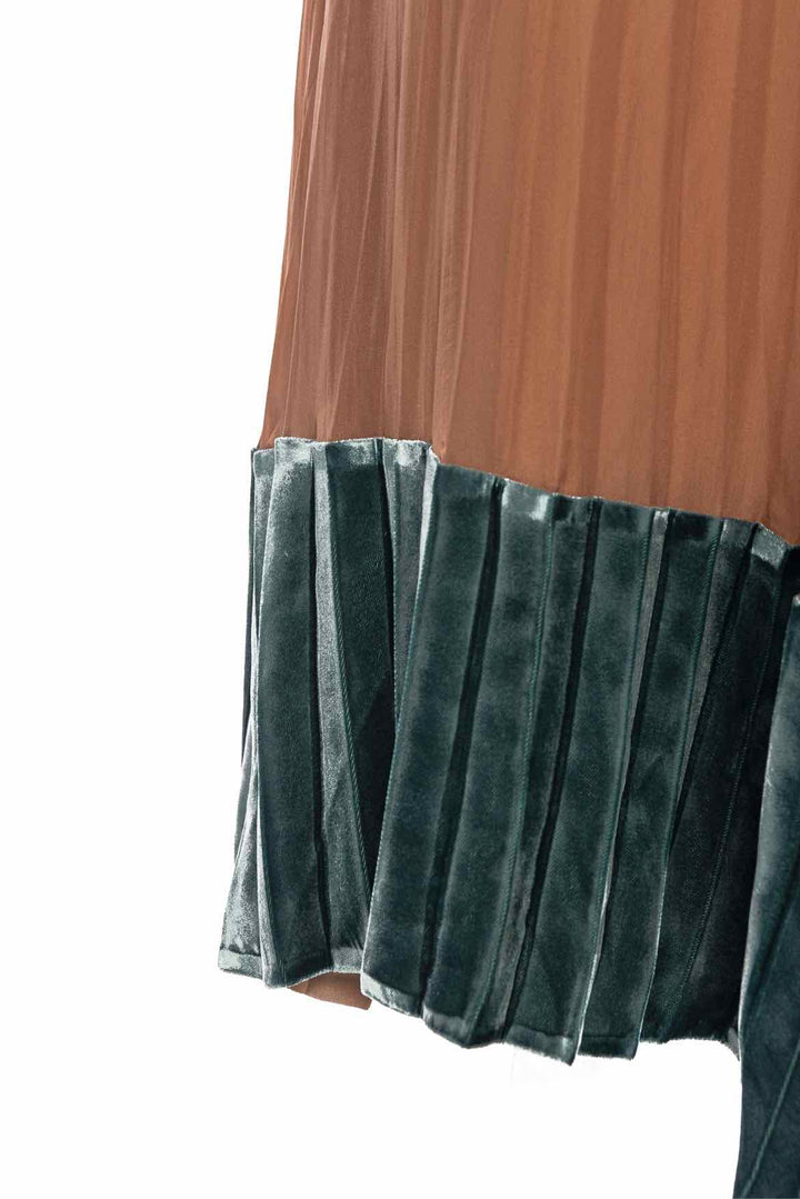 Valentino Size 4 Skirt