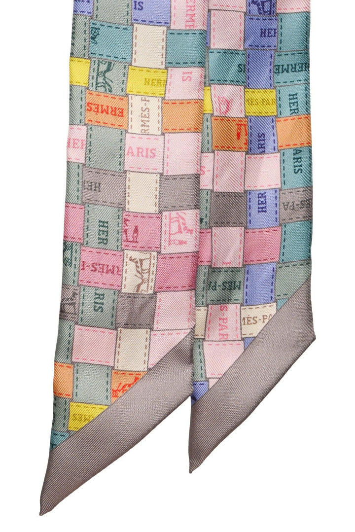 Hermes Bold Au Carre Silk Twilly Scarf