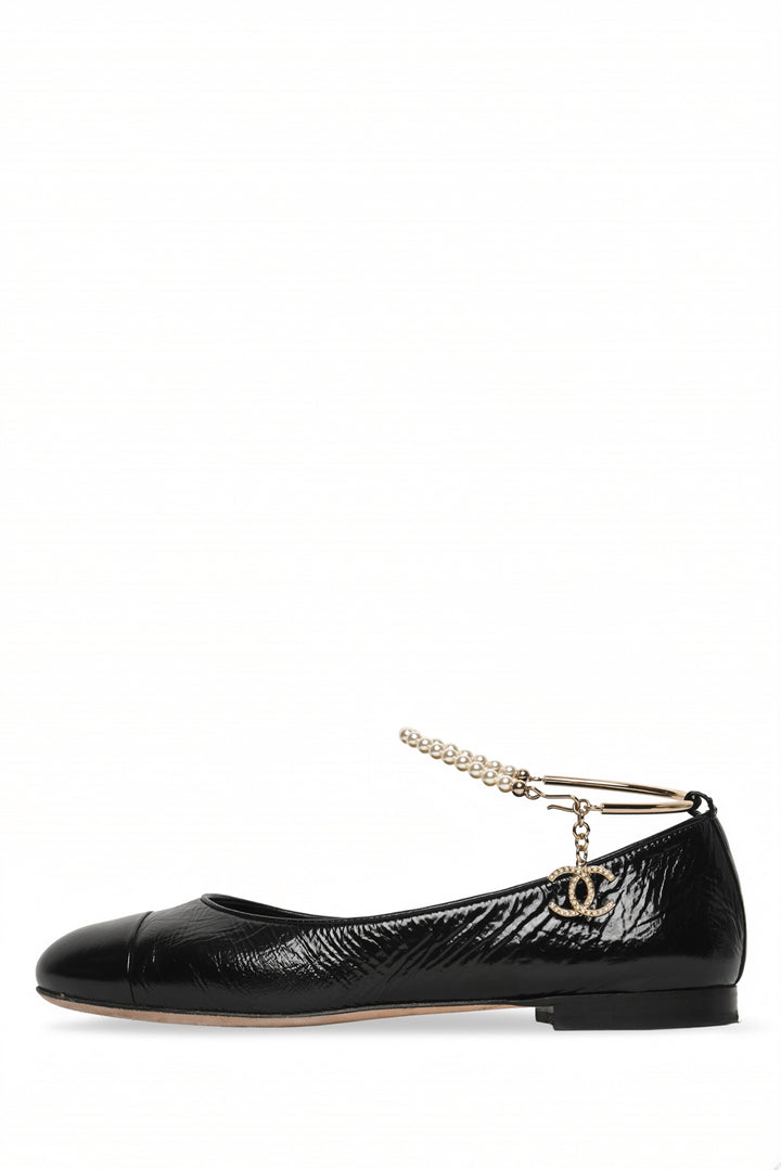 Chanel Size 38 Shiny Lambskin Cap Toe Pearl Chain Ballerina  Flats