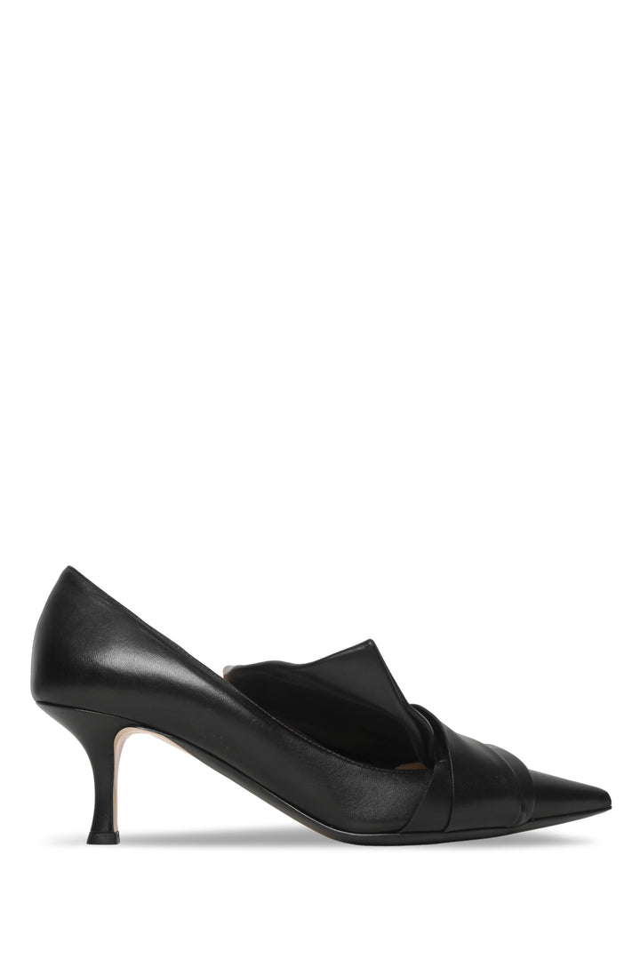 No. 21 Size 39 Knotted Leather Pumps