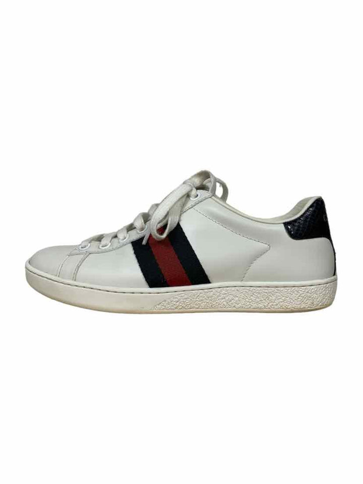 Gucci Size 35.5 Sneaker