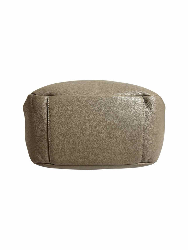 La Canadienne Maisie Taupe Leather  Purse
