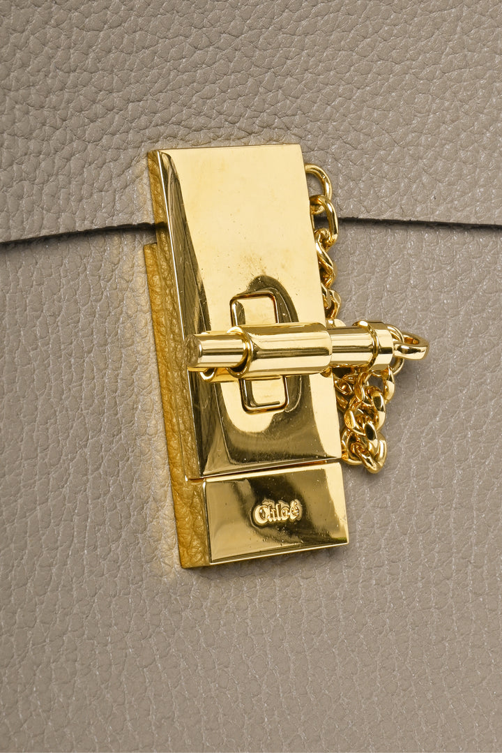 Chloe Medium Drew Shoulder Bag