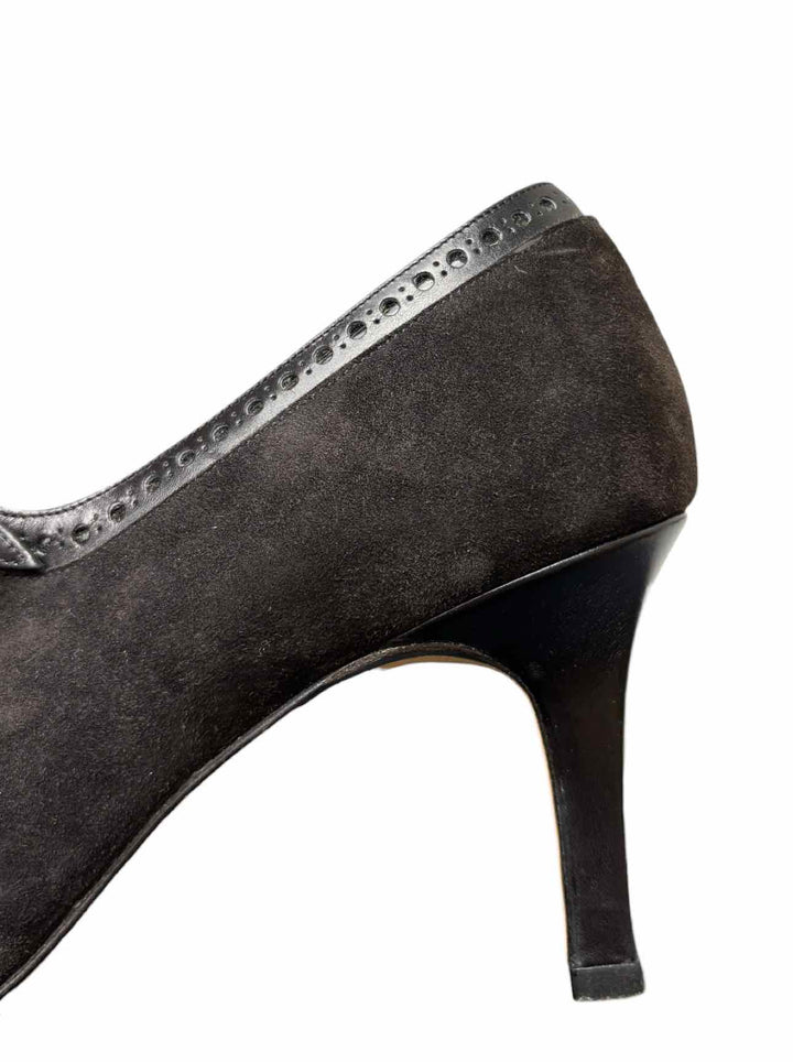 Manolo Blahnik Size 38 Suede & Leather Trim Pumps