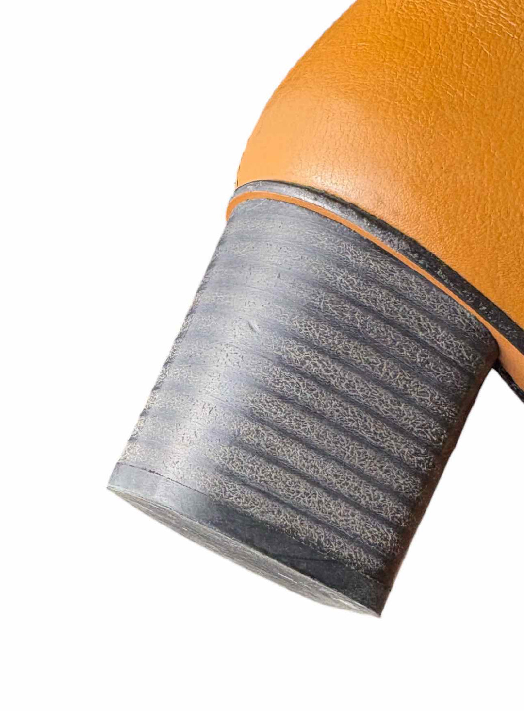 Chloe Size 38.5 Leather Side Zippers Ankle Boots