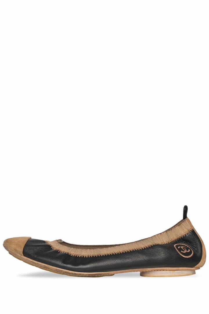 Chanel Size 39.5 Leather & Suede Ballet Flats