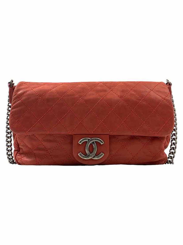 Chanel Iridescent Quilted Calfskin Coco Daily Flap Bag