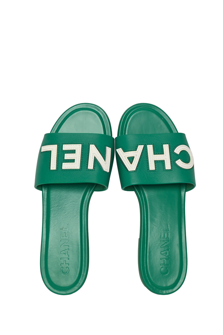 Chanel Size 38.5 2023 Logo Slip On sandal