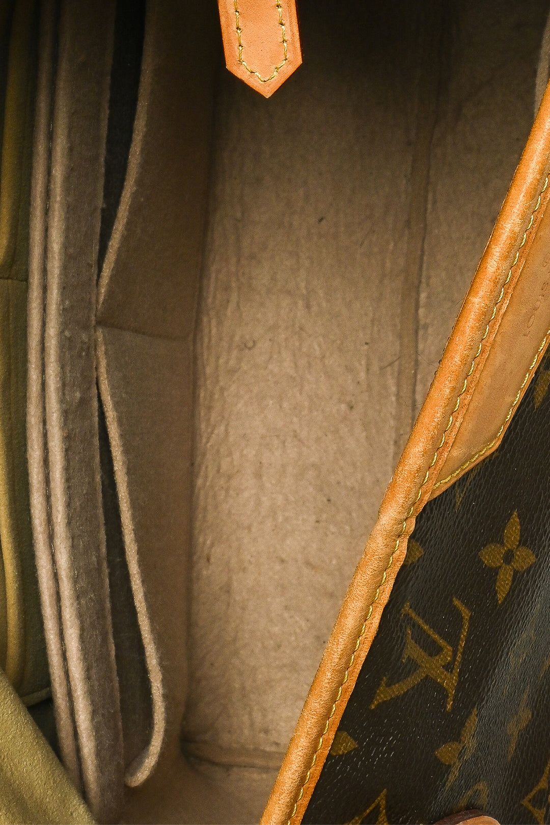 Louis Vuitton 2013 Monogram Coated Canvas Estrela MM Tote