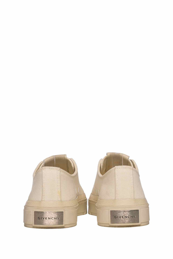 Givenchy Size 38.5 City Canvas Low Top Sneaker