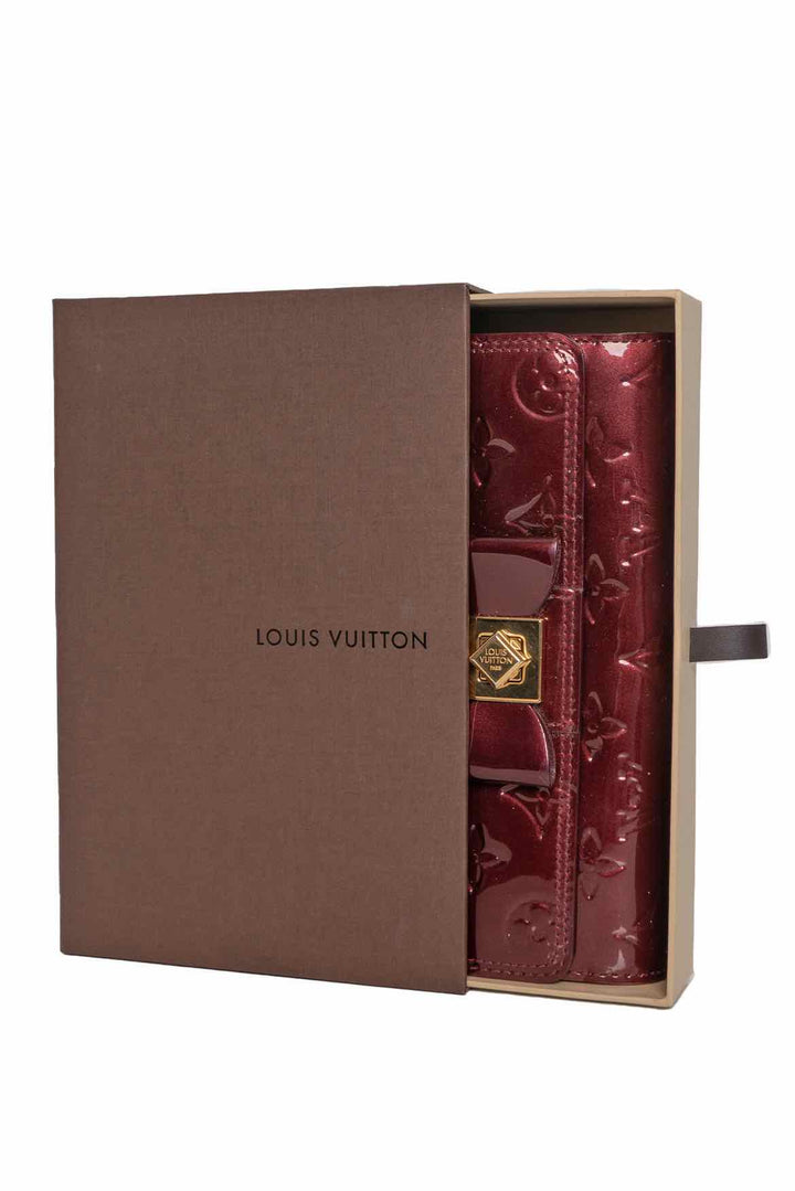 Louis Vuitton Monogram Vernis Bow Sarah Wallet