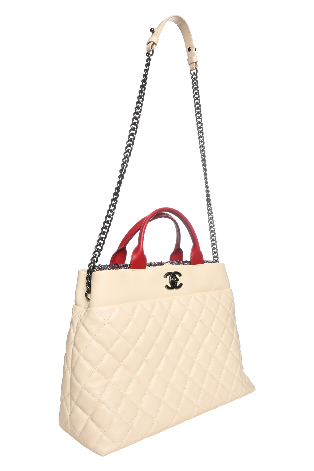Chanel 2016-2017 Calfskin Tweed Quilted Large Portobello Tote