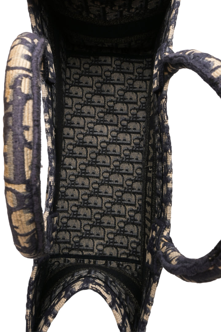 Dior 2020 Oblique Embroidery Medium Book Tote