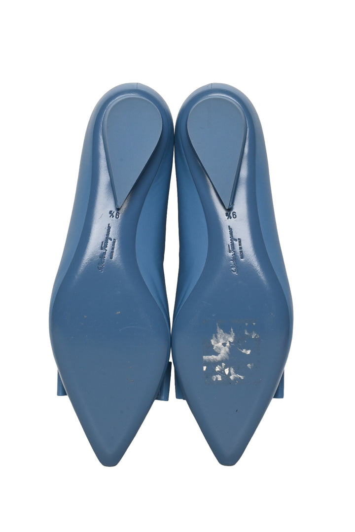 Salvatore Ferragamo Size 9.5 Viva Pointed Toe Flats
