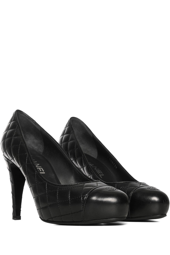 Chanel Size 36 Quilted CC Cap Toe Pumps