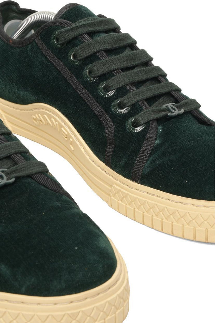Chanel Size 39 Interlocking Logo Velvet Sneakers
