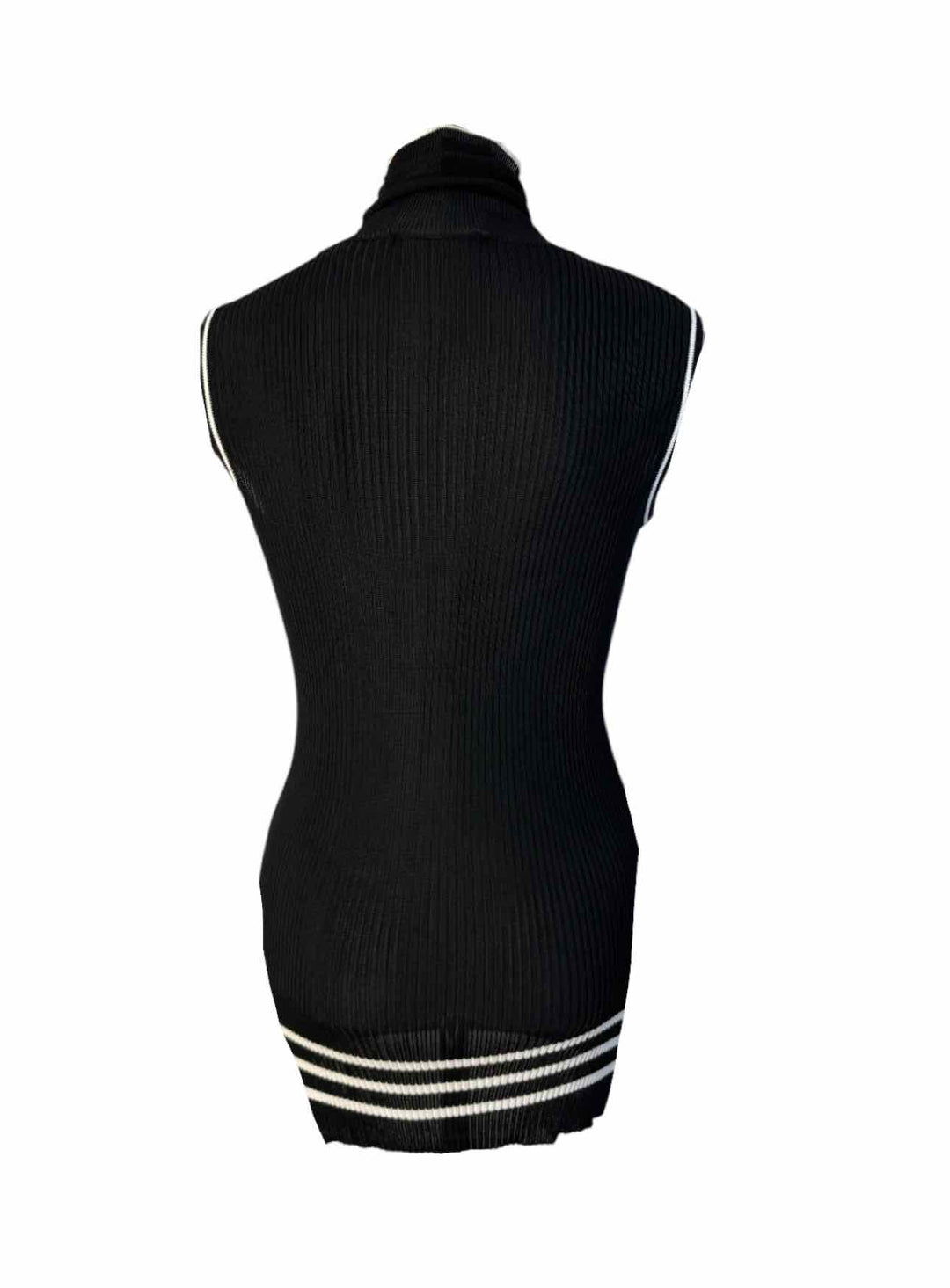 Dolce & Gabbana Size 44 Sleeveless Ribbed Sweater Set