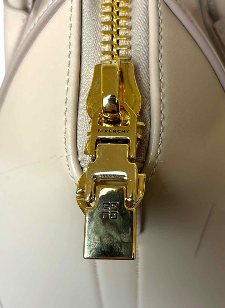 Givenchy Small Antigona  Purse