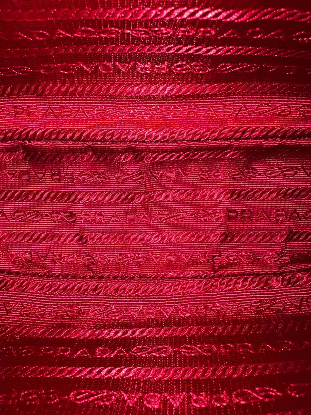 Prada Re-Edition 2005 Saffiano leather bag