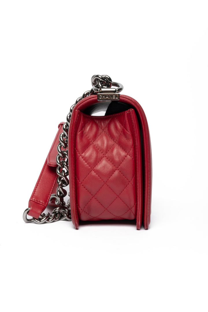 Chanel 2014 Chevron Quilted Lambskin Medium Boy Bag