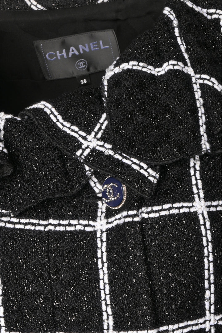 Chanel Size 38 Double Breasted Tweed Jacket