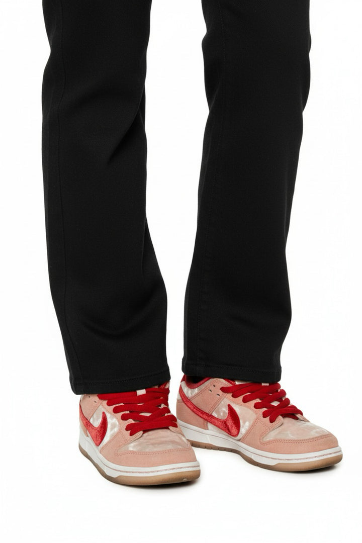 Nike Size 36.5 Strangelove Skateboards x SB Dunk Low Sneaker