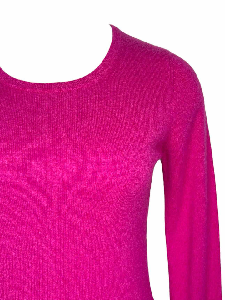 Black Goat Size M Sweater