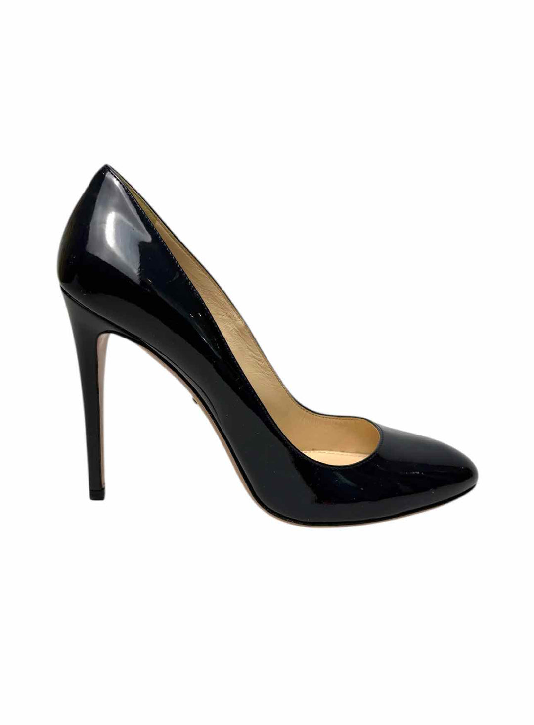 Prada Size 38.5 Patent Leather Pumps