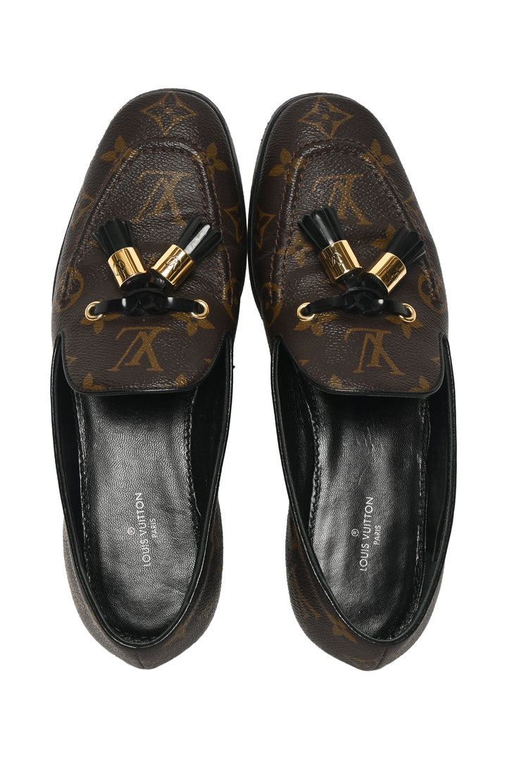 Louis Vuitton Size 36.5  society monogram loafer