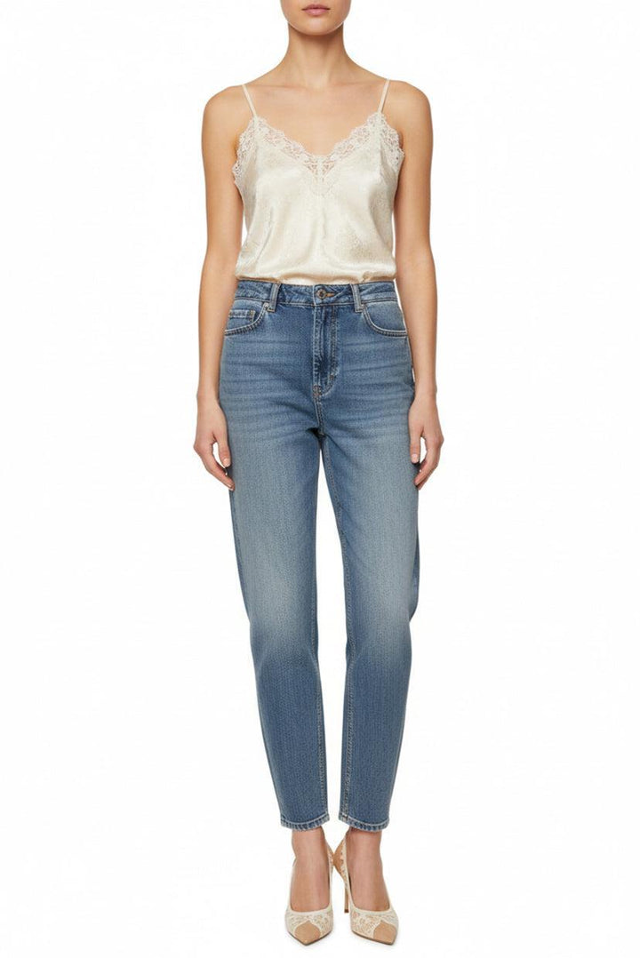 Brunello Cucinelli Size 2 High Waist Tapered Leg Jeans