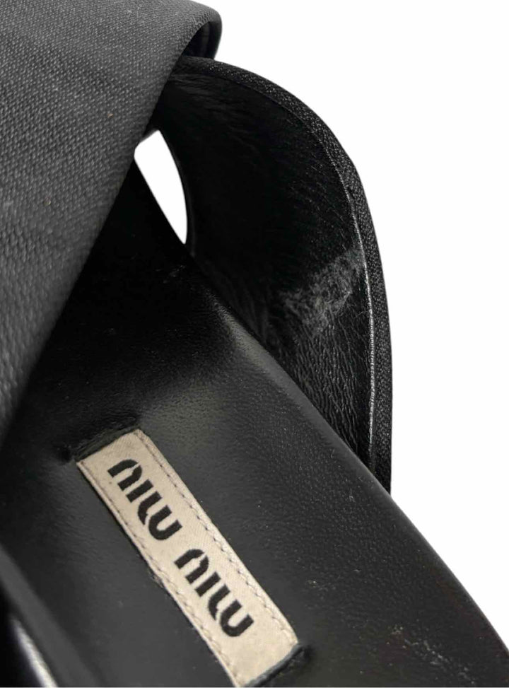 Miu Miu Size 35.5 Logo Criss Cross Sandals