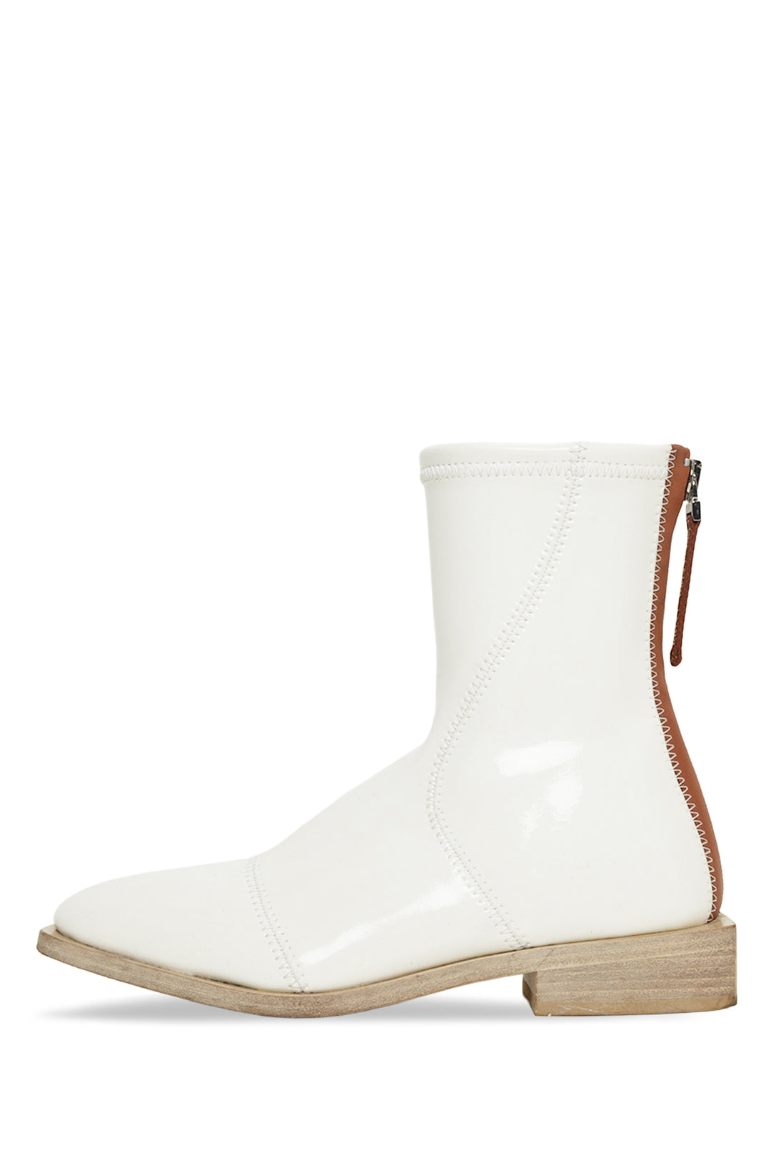 Fendi Size 35 Patent Square Toe Ankle Boots