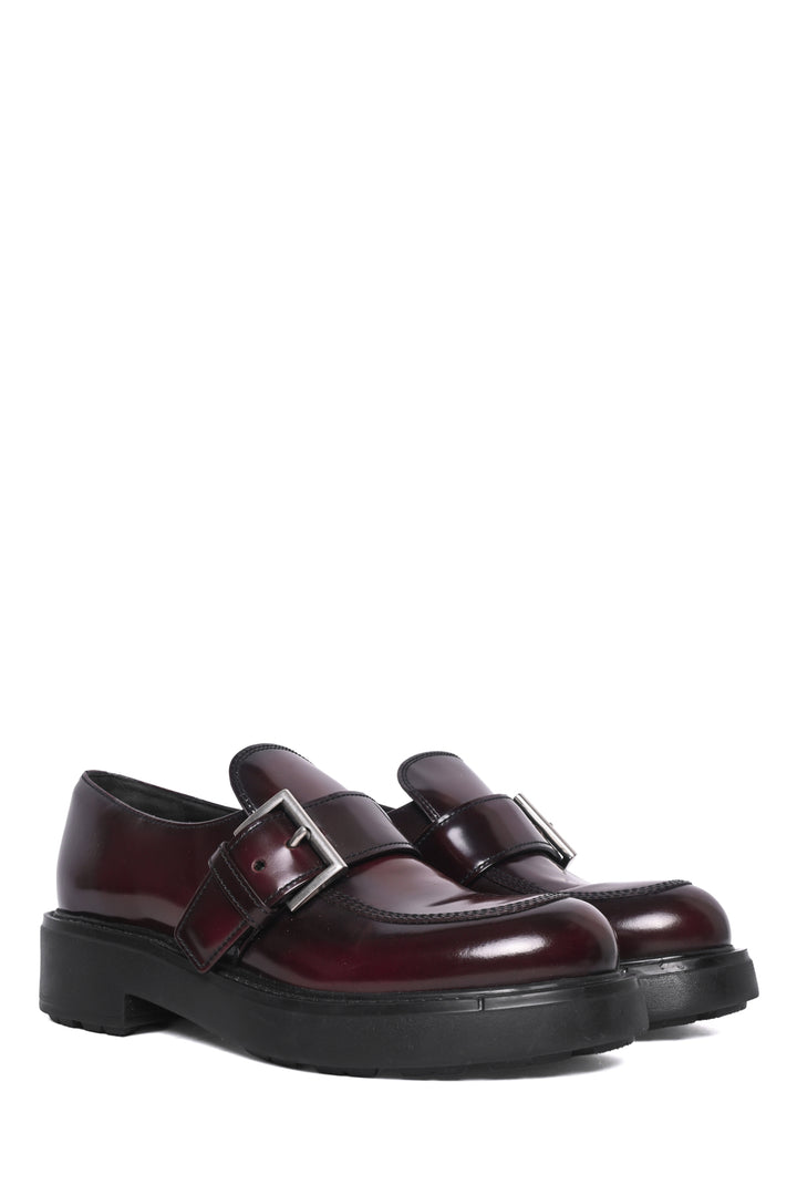 Prada Size 38 Buckle Detail Loafers