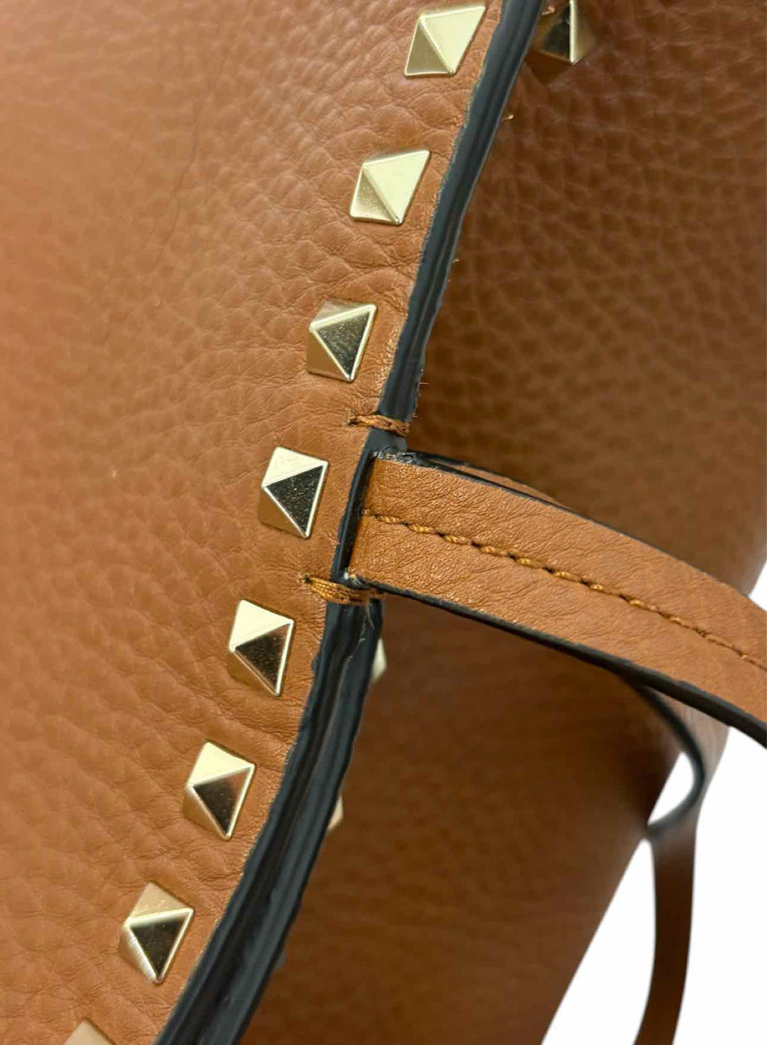 Valentino Garavani Large Calfskin Rockstud Tote
