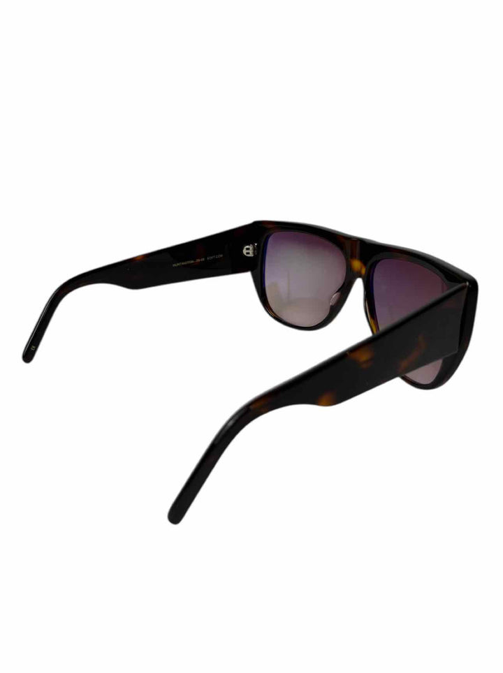 Entourage of 7 Huntington Eyewear