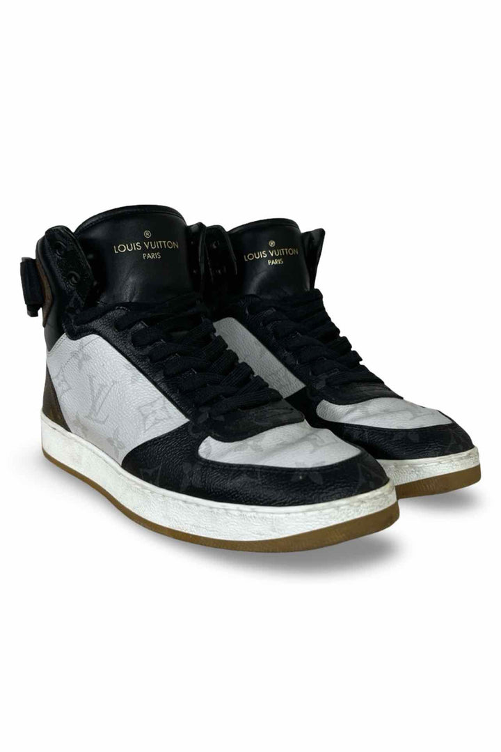 Louis Vuitton Size 38 Men's Sneakers
