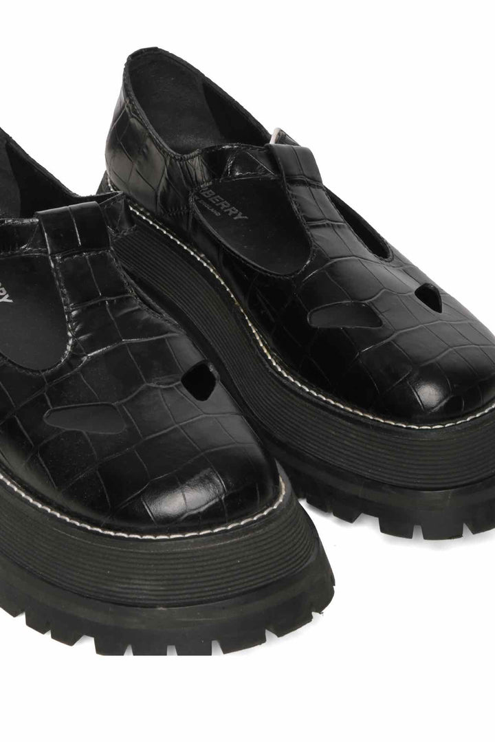 Burberry Size 37 Aldwych Croc Embossed Mary Jane Platform Leather Oxford Flats