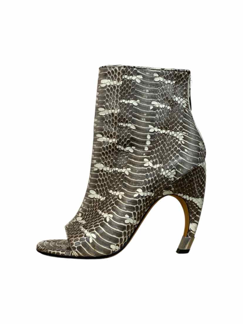Givenchy Size 8 Ankle Boots