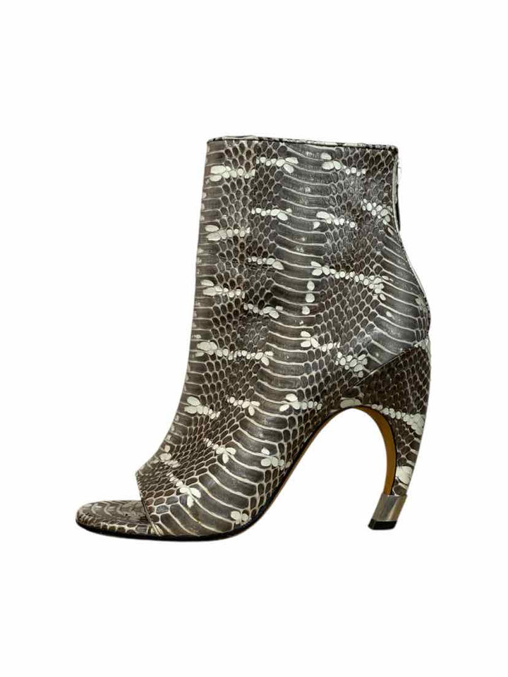 Givenchy Size 8 Ankle Boots