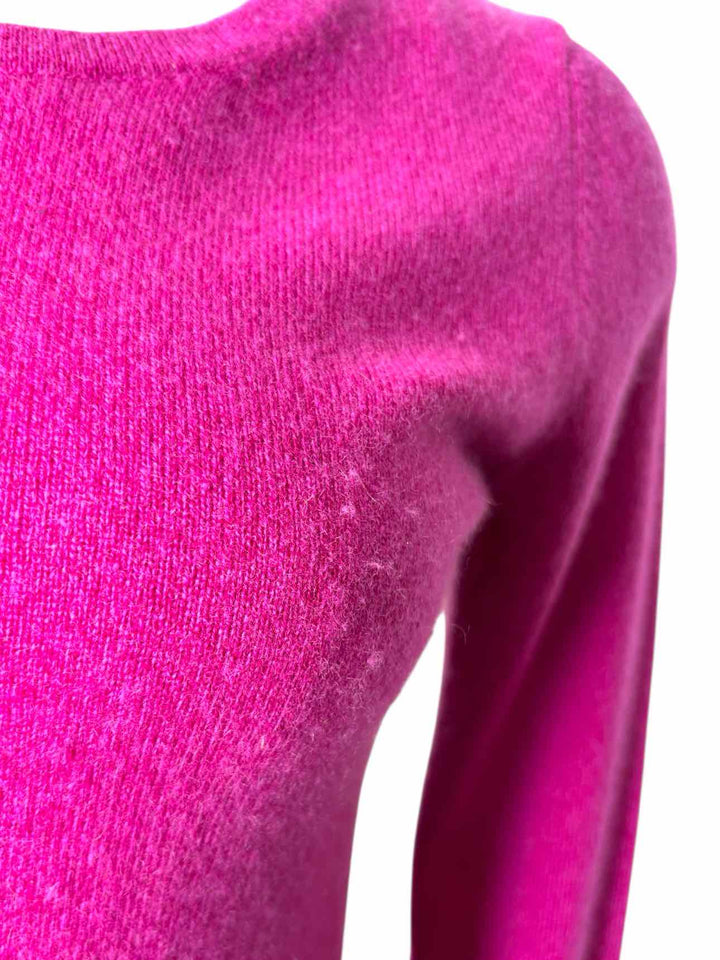 Black Goat Size M Sweater